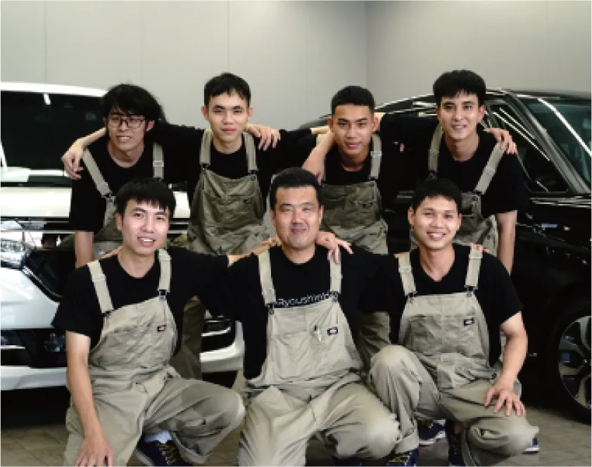 We are AIDMA STAFF!!